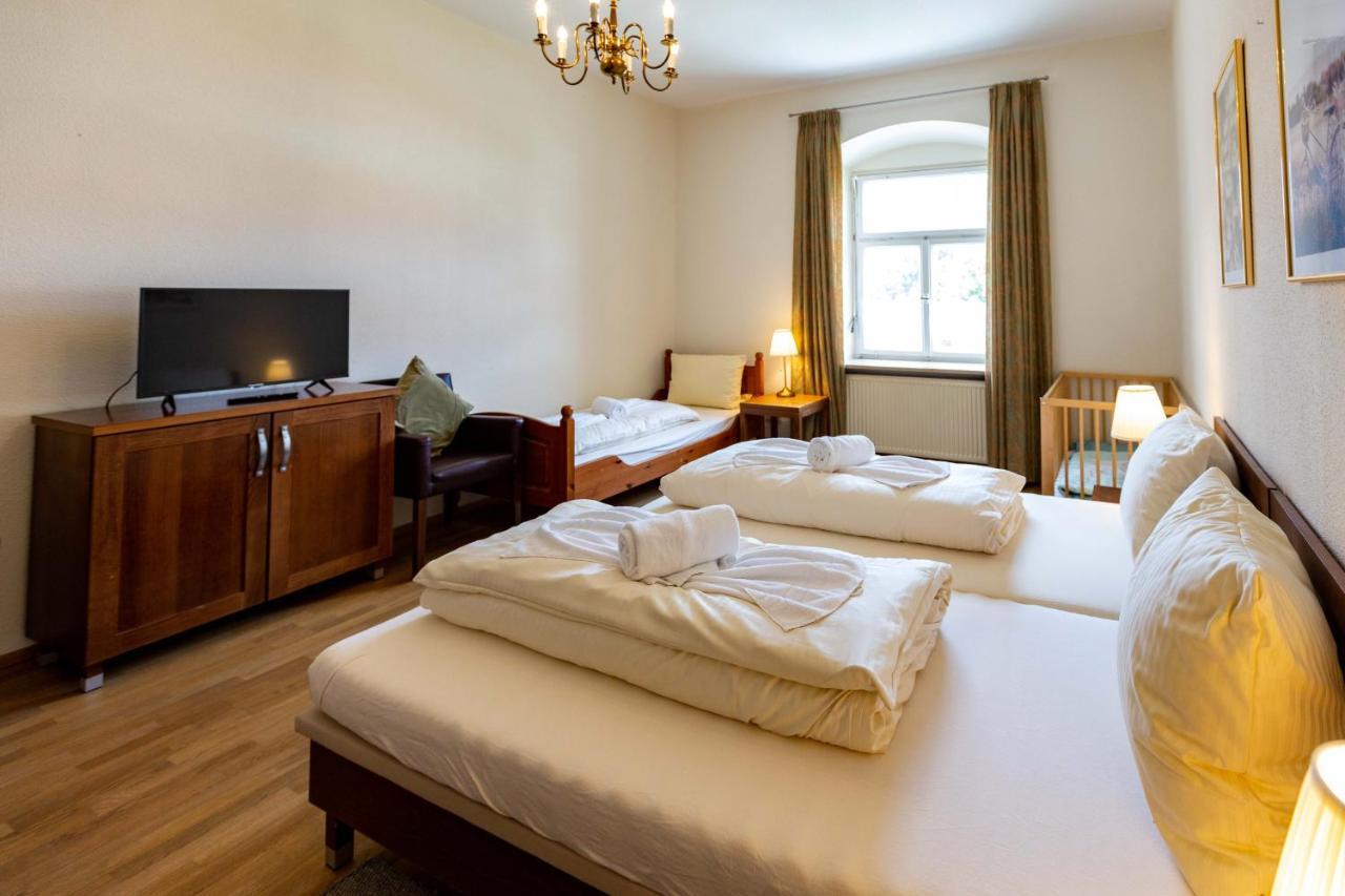 Hotel Schyrenhof Scheyern Kültér fotó
